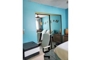 680 NW 101st Pl, Miami, FL 33172, Sold 08/06/20