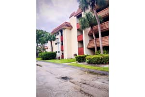 491 Ives Dairy Rd, Miami, FL 33179, Sold 04/15/21