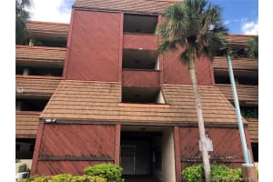 491 Ives Dairy Rd, Miami, FL 33179, Sold 04/15/21