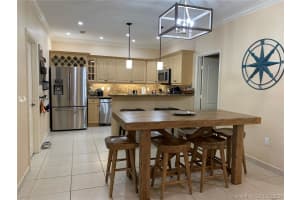 7580 NW 176th St, Hialeah, FL 33015, Sold 05/19/20