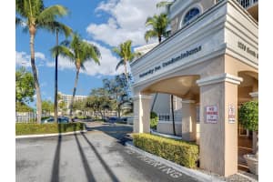 1280 S Alhambra Cir, Coral Gables, FL 33146, Sold 06/10/20