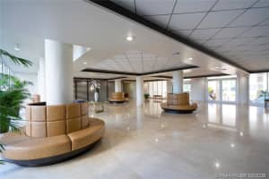5005 Collins Ave # C5, Miami, FL 33140, Sold 09/11/20