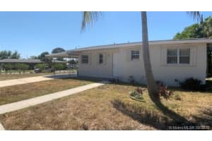 2401 Avenue Q, West Palm Beach, FL 33404, Sold 11/23/20