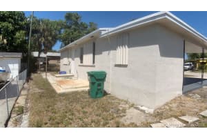 2401 Avenue Q, West Palm Beach, FL 33404, Sold 11/23/20