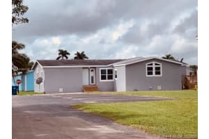 35250 SW 177th Ct, Homestead, FL 33034, Sold 01/14/21