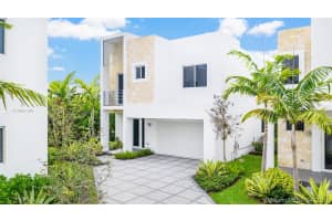 6750 NW 103rd Ave, Doral, FL 33178, Sold 11/12/20