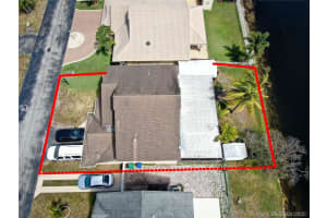 18711 NW 77th Ct, Hialeah, FL 33015, Sold 05/22/20