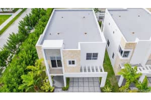 6720 NW 103rd Ave, Doral, FL 33178, Sold 07/21/20