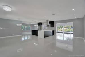 5250 SW 10th St, Margate, FL 33068, Sold 07/09/20