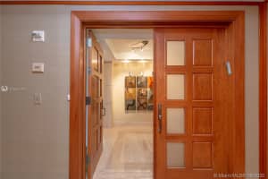 17875 Collins Ave, Sunny Isles Beach, FL 33160, Sold 04/30/21