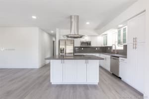 320 S 56th Ave, Hollywood, FL 33023, Sold 06/26/20