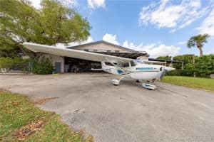 17705 SW 158th St, Miami, FL 33187, Sold 06/17/20