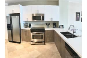 17050 N Bay Rd, Sunny Isles Beach, FL 33160, Sold 04/26/21