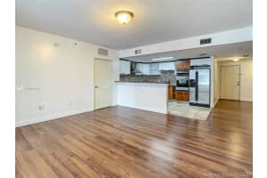 170 SE 14th St, Miami, FL 33131, Sold 04/27/21