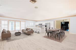 11050 SW 25th St, Davie, FL 33324, Sold 12/03/21