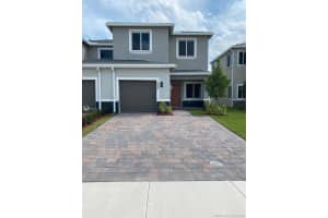 888 S E 18th St, Homestead, FL 33035, Sold 06/25/20