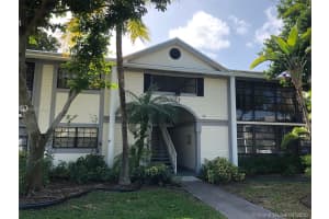 917 NE 199th St, Miami, FL 33179, Sold 06/17/20