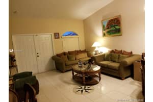 18942 NW 86th Ct, Hialeah, FL 33015, Sold 08/14/20