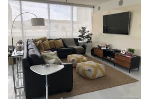 2155 Washington Ct, Miami Beach, FL 33139, Sold 06/30/21