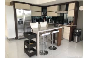 2155 Washington Ct, Miami Beach, FL 33139, Sold 06/30/21