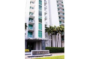 7928 East Dr, North Bay Village, FL 33141, Sold 09/11/20