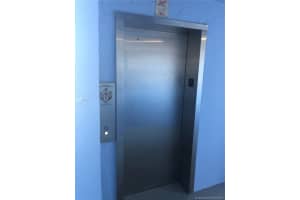 9460 Fontainebleau Blvd, Miami, FL 33172, Sold 09/25/20