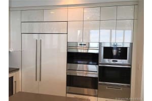 17475 Collins Ave, Sunny Isles Beach, FL 33160, Sold 08/07/20