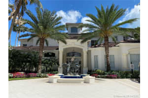 3145 NE 184th St, Aventura, FL 33160, Sold 09/04/20