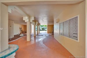 1301 NE 191st St F402, Miami, FL 33179, Sold 08/13/20
