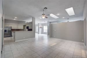 1076 Wild Cherry Ln, Wellington, FL 33414, Sold 06/08/20