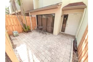 314 City View Dr, Fort Lauderdale, FL 33311, Sold 06/17/20