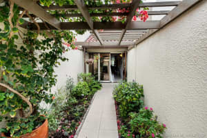 8054 SW 86th Terrace, Miami, FL 33143, Sold 08/18/20