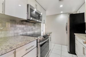 17500 NW 68th Ave APT D2004, Hialeah, FL 33015, Sold 09/17/20