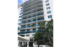 7501 E Treasure Dr #4c, North Bay Village, FL 33141, Sold 10/26/20