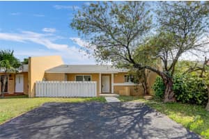 10367 SW 208th Ln, Cutler Bay, FL 33189, Sold 10/01/20