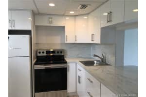 2825 NE 201st Terrace APT M215, Aventura, FL 33180, Sold 12/21/20