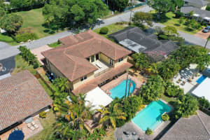 2400 NE 8th St, Fort Lauderdale, FL 33304, Sold 09/08/20