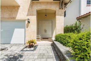 10485 NW 69th Terrace, Doral, FL 33178, Sold 11/20/20