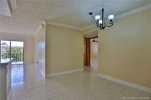 8517 NW 7th St, Miami, FL 33126, Sold 07/10/20