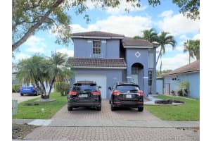 10656 NW 7th St, Pembroke Pines, FL 33026, Sold 06/29/20