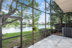 1990 Bayberry Dr, Pembroke Pines, FL 33024, Sold 06/08/20