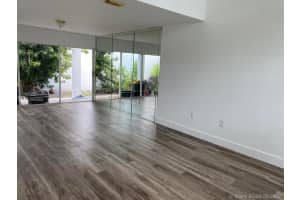 330 NE 213th St, Miami, FL 33179, Sold 09/11/20