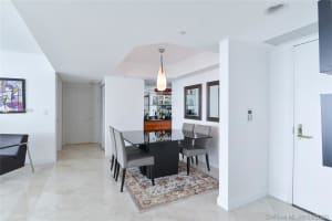 5025 Collins Ave, Miami Beach, FL 33140, Sold 02/19/21