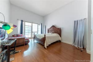 1301 SW 102nd Ave, Pembroke Pines, FL 33025, Sold 06/15/20