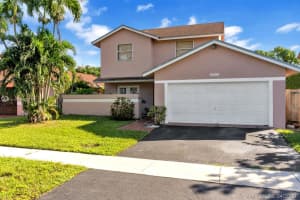 9890 SW 12th St, Pembroke Pines, FL 33025, Sold 06/05/20
