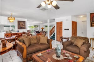 9890 SW 12th St, Pembroke Pines, FL 33025, Sold 06/05/20