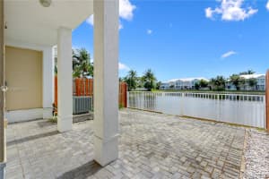 10740 NW 76th Ln, Medley, FL 33178, Sold 07/31/20
