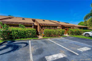 1445 Amanda St, Hollywood, FL 33020, Sold 06/10/20