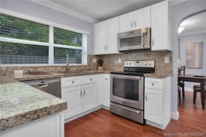 19245 NW 12th Ct, Pembroke Pines, FL 33029, Sold 09/16/20