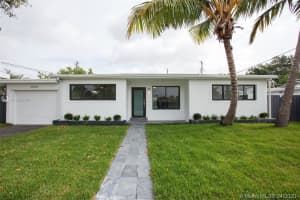 2435 NE 214th St, Miami, FL 33180, Sold 10/08/20